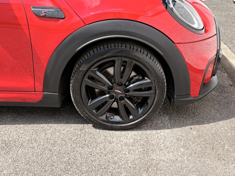 2024 (24) MINI HATCHBACK 2.0 Cooper S Sport Premium Plus 3dr Auto 5643117