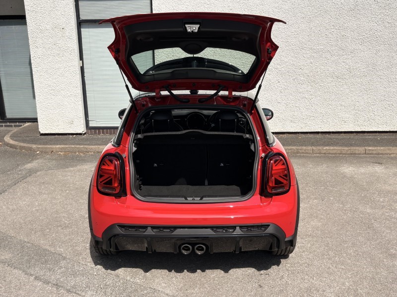 2024 (24) MINI HATCHBACK 2.0 Cooper S Sport Premium Plus 3dr Auto 5643115