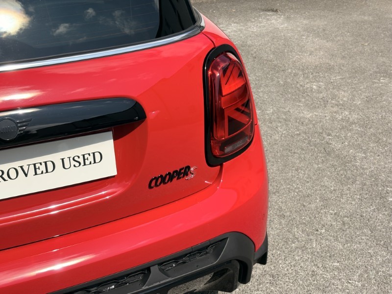 2024 (24) MINI HATCHBACK 2.0 Cooper S Sport Premium Plus 3dr Auto 5643114