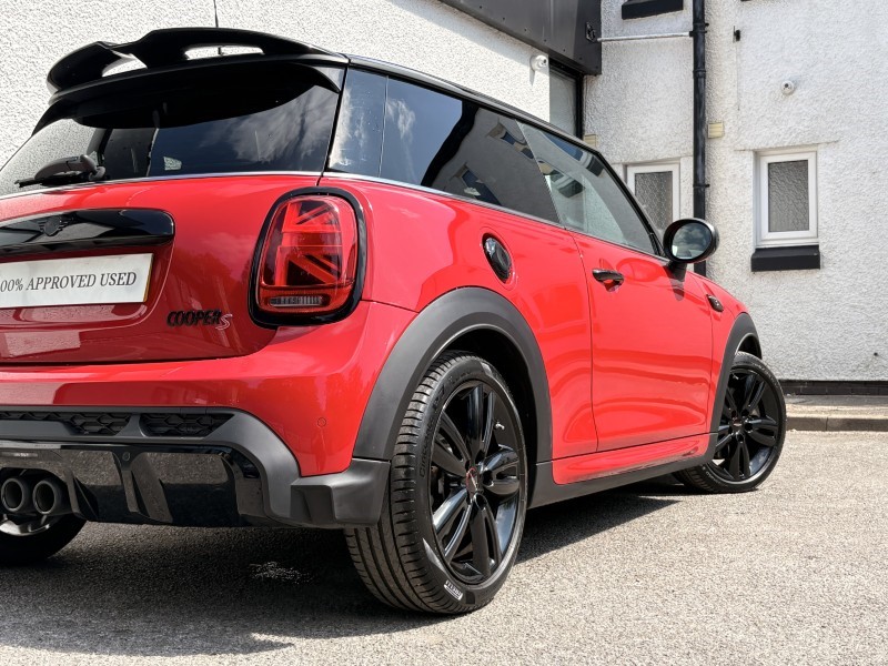 2024 (24) MINI HATCHBACK 2.0 Cooper S Sport Premium Plus 3dr Auto 5643120