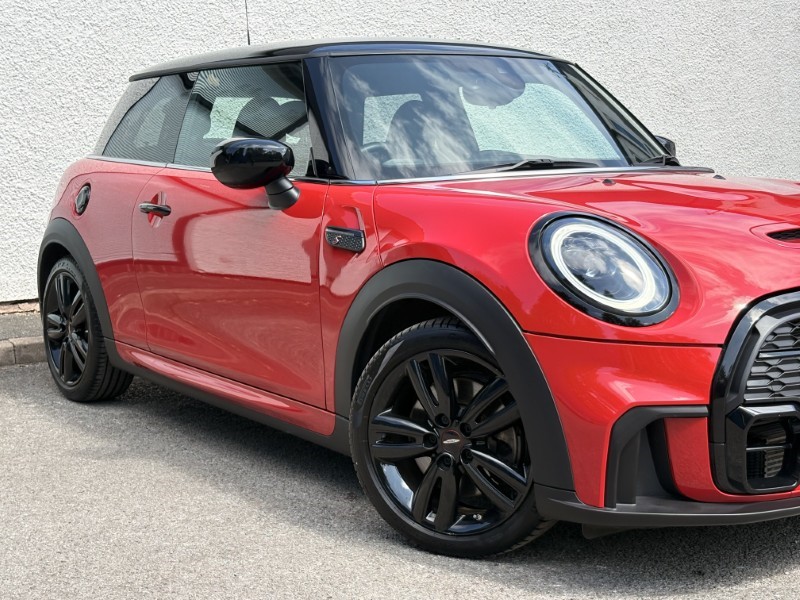 2024 (24) MINI HATCHBACK 2.0 Cooper S Sport Premium Plus 3dr Auto 5643131