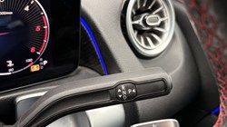 2024 (24) MERCEDES-BENZ GLB 220d 4Matic AMG Line Premium 5dr 8G-Tronic 5654361