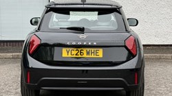 2026 (26) MINI HATCHBACK 1.5 Cooper Classic Premium 3dr 5670038