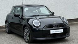 2026 (26) MINI HATCHBACK 1.5 Cooper Classic Premium 3dr 5670070