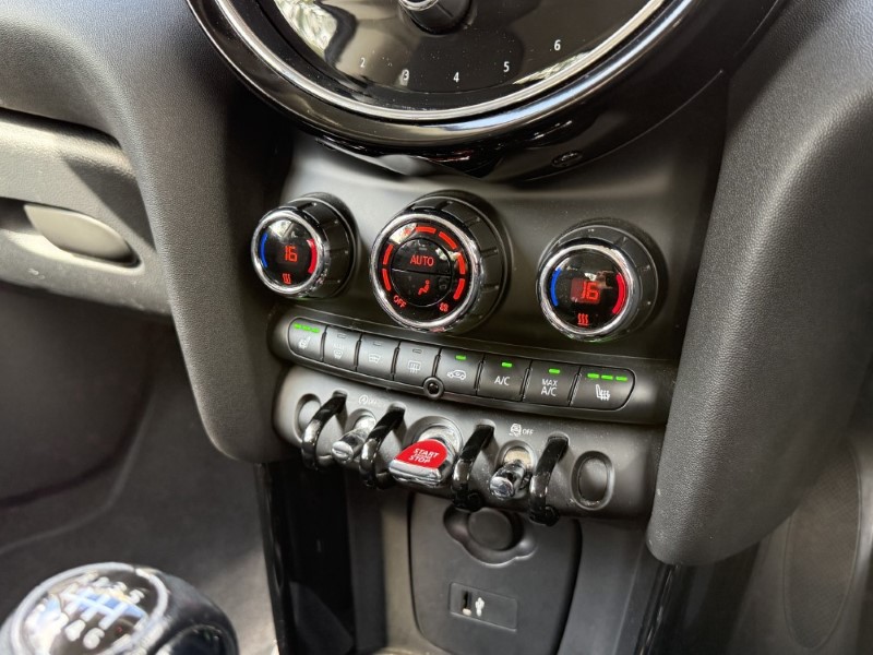 2021 (71) MINI HATCHBACK 1.5 Cooper Classic 3dr 5679757