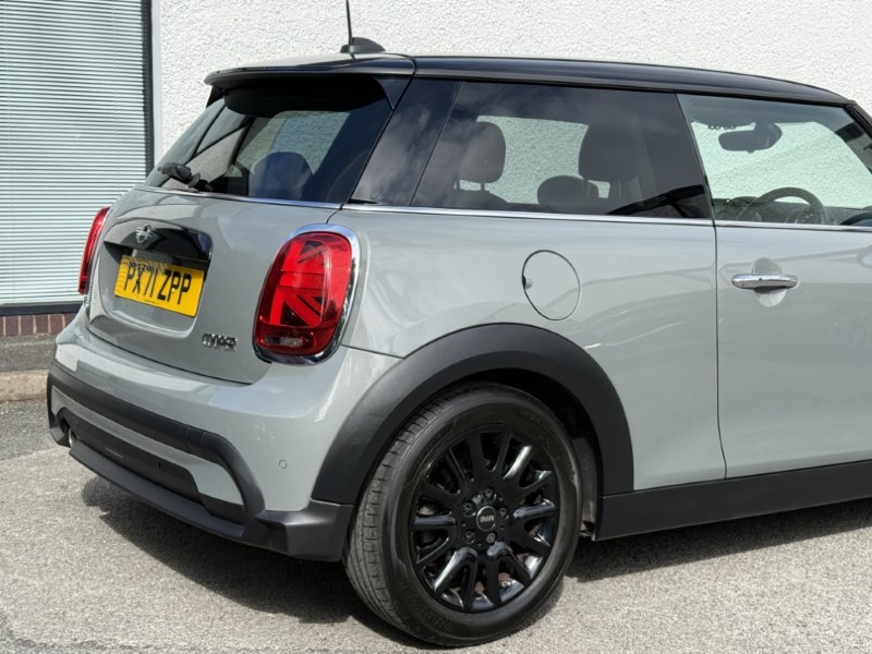 2021 (71) MINI HATCHBACK 1.5 Cooper Classic 3dr 5679767