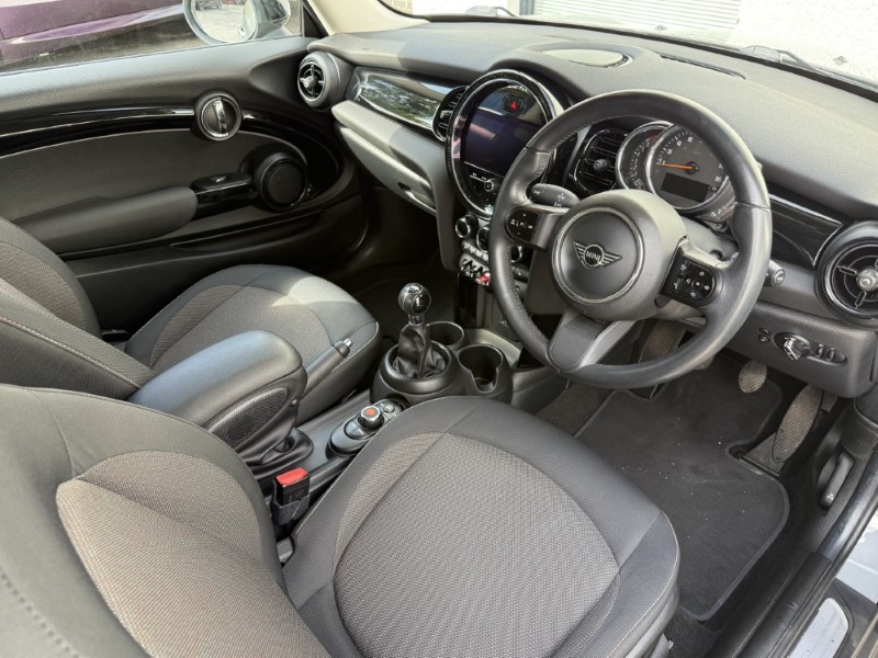2021 (71) MINI HATCHBACK 1.5 Cooper Classic 3dr 5679752