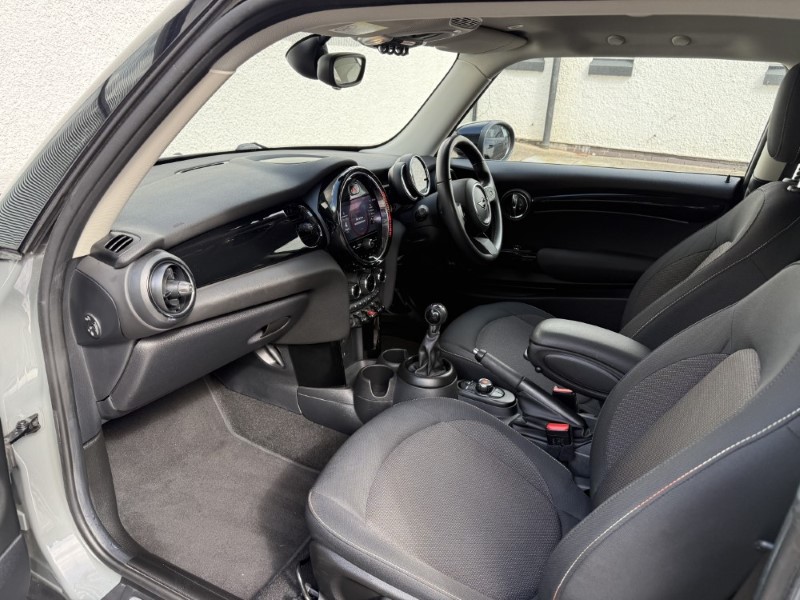 2021 (71) MINI HATCHBACK 1.5 Cooper Classic 3dr 5679747