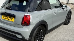 2021 (71) MINI HATCHBACK 1.5 Cooper Classic 3dr 5679768