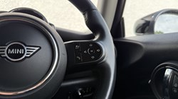 2021 (71) MINI HATCHBACK 1.5 Cooper Classic 3dr 5679762