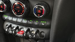 2021 (71) MINI HATCHBACK 1.5 Cooper Classic 3dr 5679758