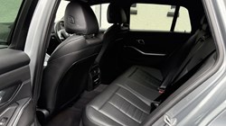 2024 (74) BMW 3 SERIES 320i M Sport 5dr Step Auto 5683080