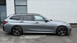 2024 (74) BMW 3 SERIES 320i M Sport 5dr Step Auto 5683101
