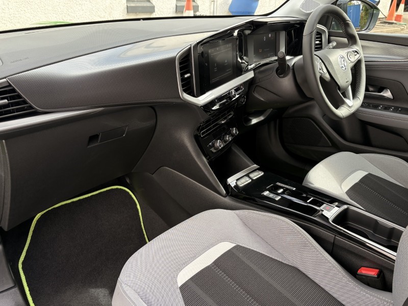2025 (25) VAUXHALL MOKKA 100kW Griffin 50kWh 5dr Auto 5669843