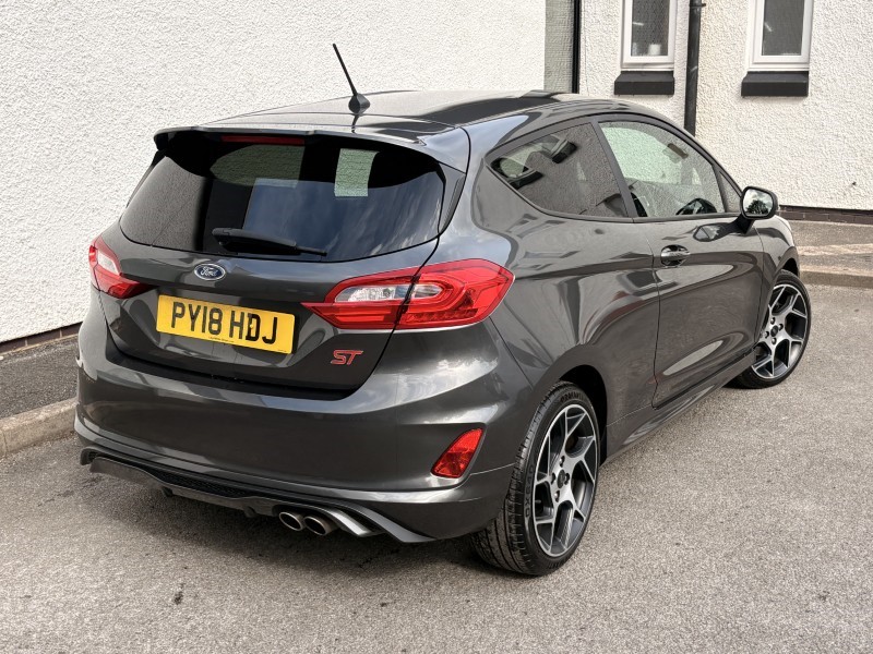 2018 (18) FORD FIESTA 1.5 EcoBoost ST-2 3dr 5694370