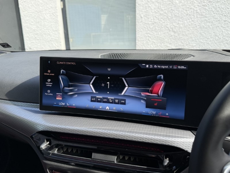 2025 (75) BMW 3 SERIES 320i M Sport 5dr Step Auto 5705654