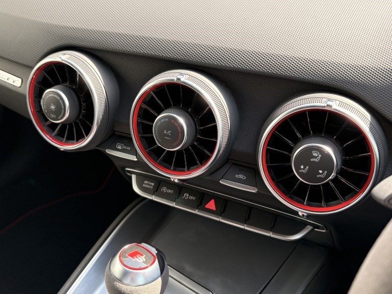 2023 (73) AUDI TT 40 TFSI Final Edition 2dr S Tronic 5692977