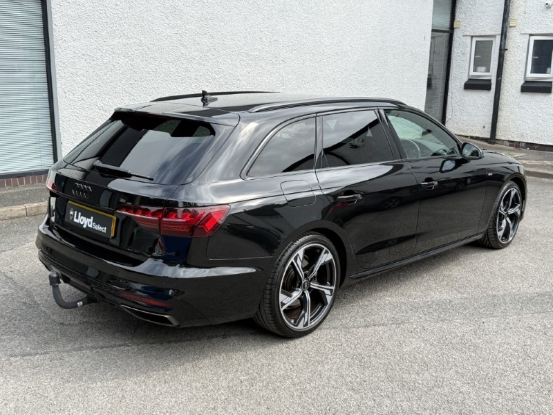 2027 (27) AUDI A4 40 TFSI 204 Black Edition 5dr S Tronic 5715216