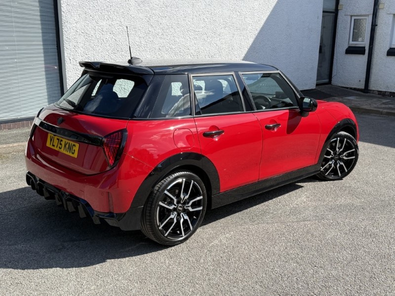 2026 (75) MINI COOPER 1.5 C Sport 5dr Auto 5738203