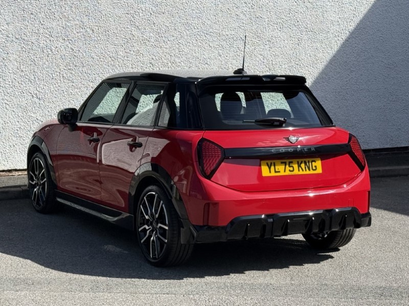 2026 (75) MINI COOPER 1.5 C Sport 5dr Auto 5738172