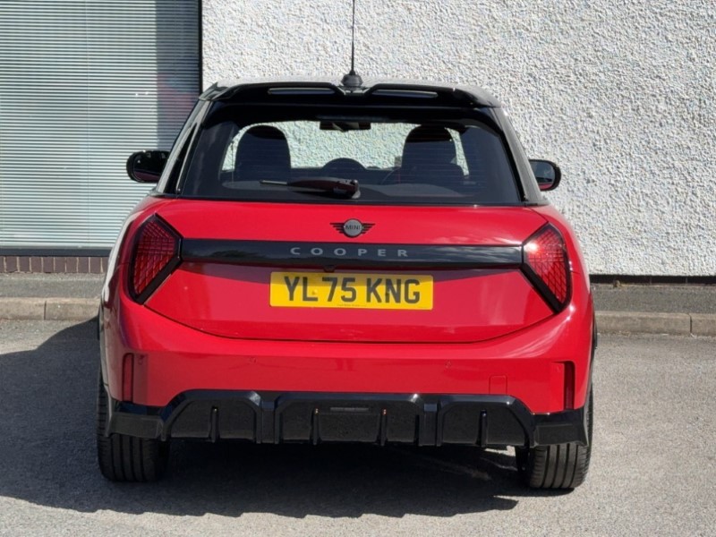 2026 (75) MINI COOPER 1.5 C Sport 5dr Auto 5738174