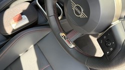 2026 (75) MINI COOPER 1.5 C Sport 5dr Auto 5738180