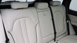 2025 (74) BMW X5 xDrive40d MHT M Sport 5dr Auto 5710306