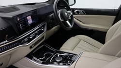 2025 (74) BMW X5 xDrive40d MHT M Sport 5dr Auto 5710293