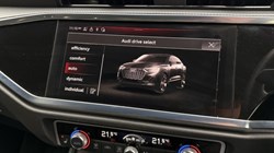 2023 (23) AUDI Q3 35 TFSI Black Edition 5dr S Tronic 5728717