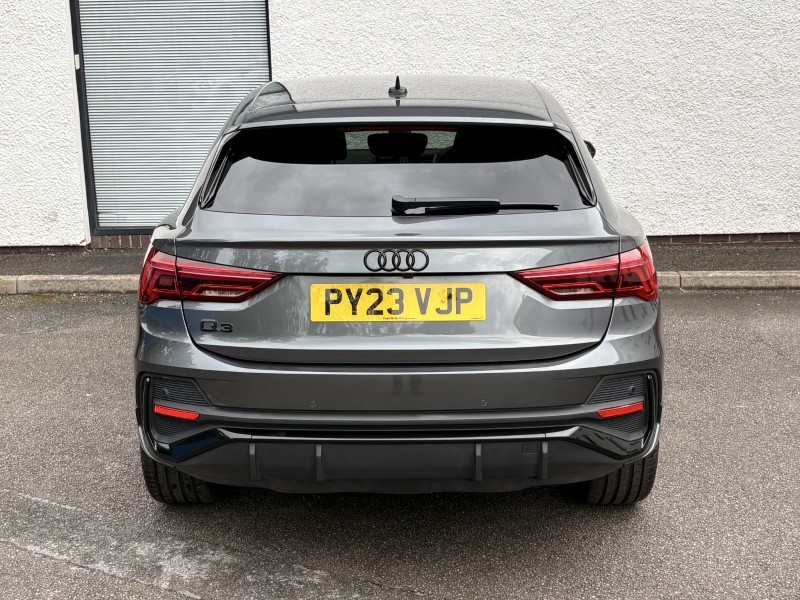 2023 (23) AUDI Q3 35 TFSI Black Edition 5dr S Tronic 5728719