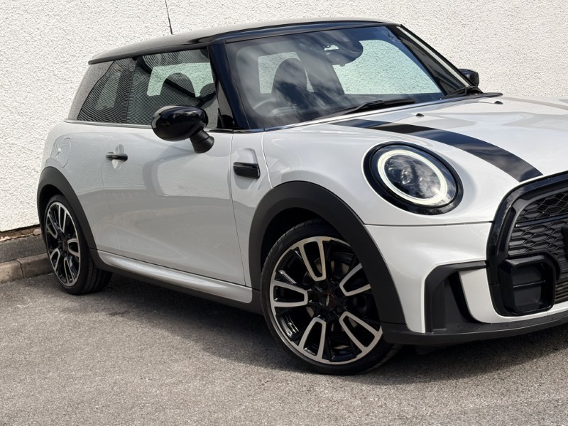 2023 (73) MINI HATCHBACK 1.5 Cooper Sport 3dr Auto 5784199