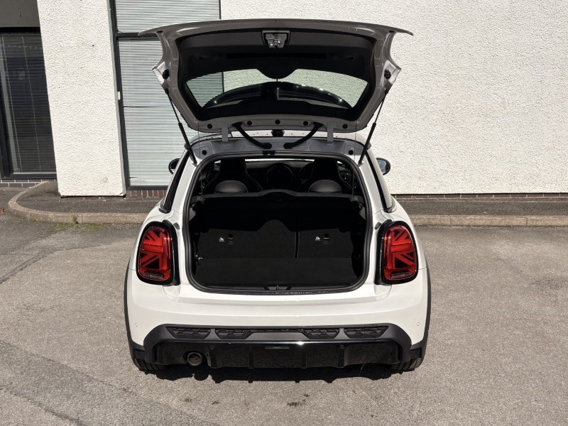 2023 (73) MINI HATCHBACK 1.5 Cooper Sport 3dr Auto 5784170