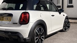 2023 (73) MINI HATCHBACK 1.5 Cooper Sport 3dr Auto 5784176