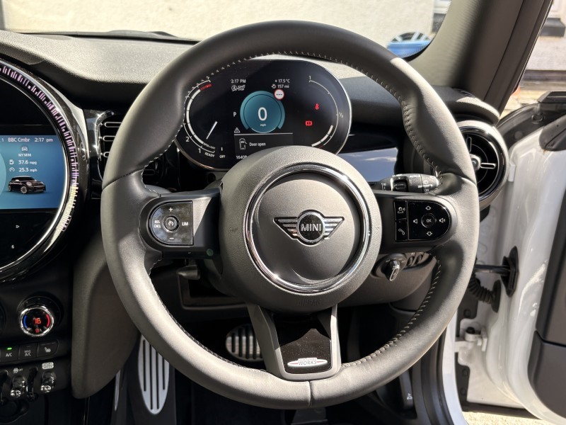 2023 (73) MINI HATCHBACK 1.5 Cooper Sport 3dr Auto 5784181
