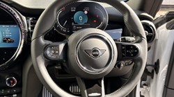 2023 (73) MINI HATCHBACK 1.5 Cooper Sport 3dr Auto 5784181