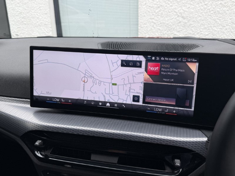 2026 (75) BMW 3 SERIES 330e 22.3 kWh M Sport 5dr Step Auto 5771390