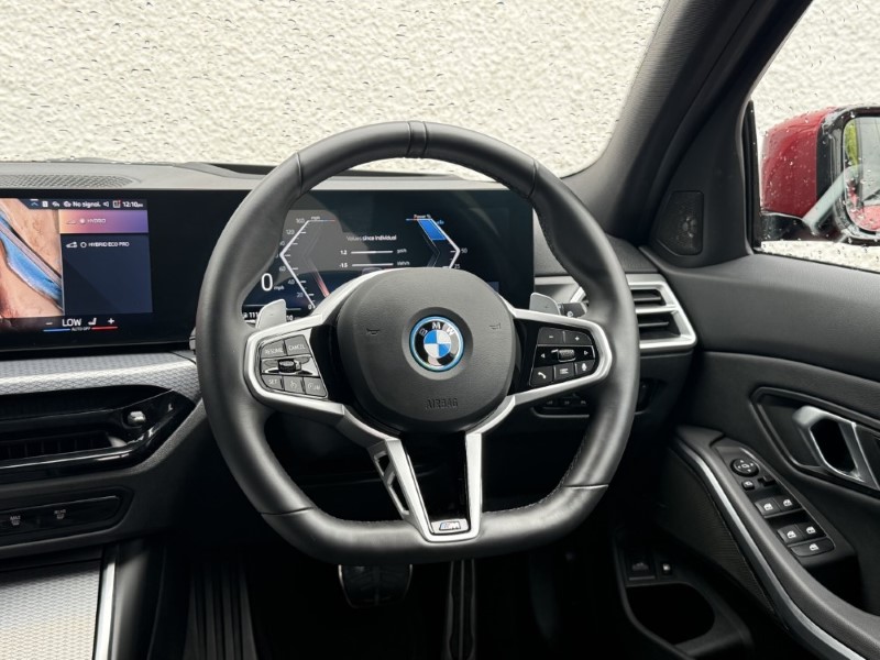 2026 (75) BMW 3 SERIES 330e 22.3 kWh M Sport 5dr Step Auto 5771381