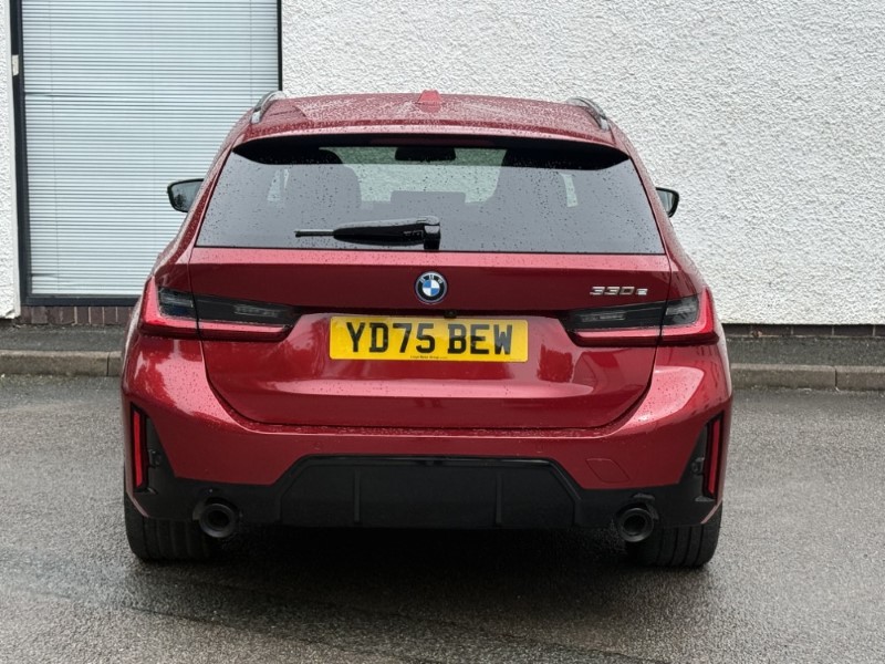 2026 (75) BMW 3 SERIES 330e 22.3 kWh M Sport 5dr Step Auto 5771371