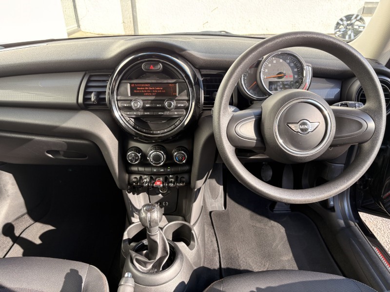 2017 (67) MINI HATCHBACK 1.5 Cooper 3dr 5802808