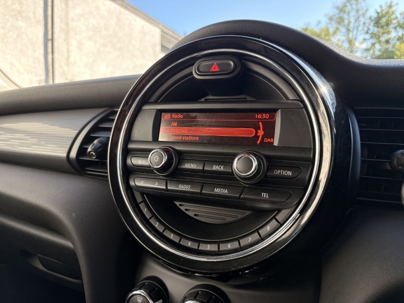 2017 (67) MINI HATCHBACK 1.5 Cooper 3dr 5802821