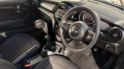 2017 (67) MINI HATCHBACK 1.5 Cooper 3dr 5802806