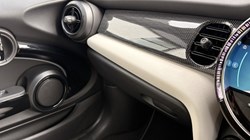 2024 (24) MINI HATCHBACK 1.5 Cooper Exclusive Premium 3dr Auto 5814530