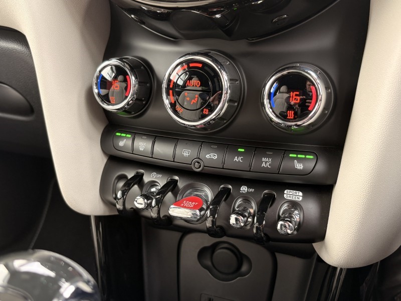 2024 (24) MINI HATCHBACK 1.5 Cooper Exclusive Premium 3dr Auto 5814520