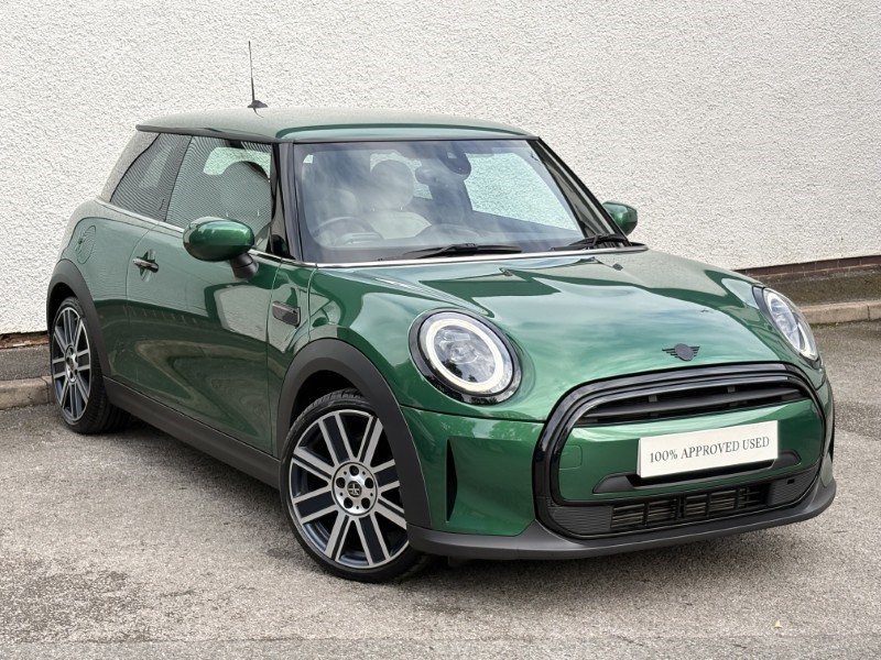 2024 (24) MINI HATCHBACK 1.5 Cooper Exclusive Premium 3dr Auto 5814531