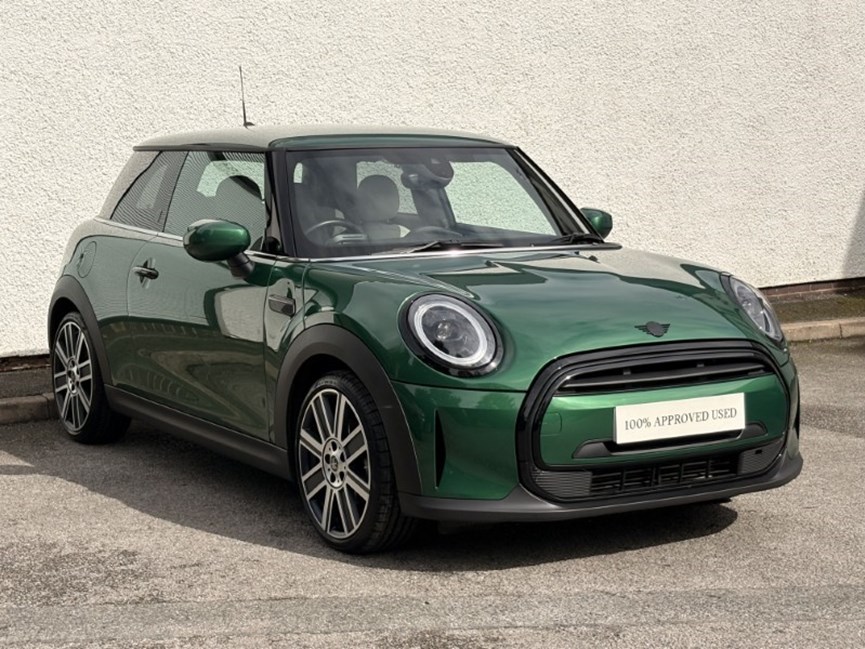 2024 (24) MINI HATCHBACK 1.5 Cooper Exclusive Premium 3dr Auto