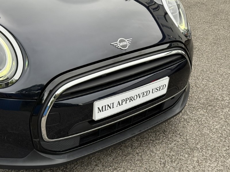 2023 (23) MINI HATCHBACK 1.5 Cooper Exclusive 3dr 5815910