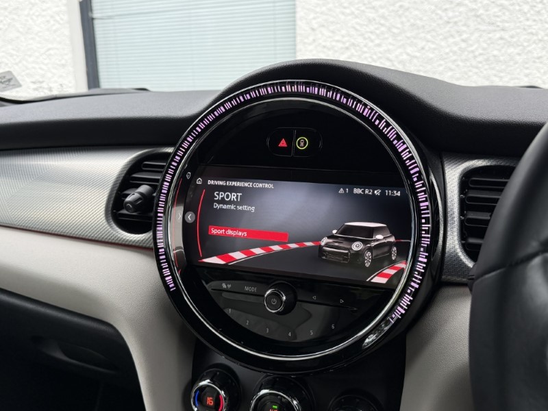 2023 (23) MINI HATCHBACK 1.5 Cooper Exclusive 3dr 5815890