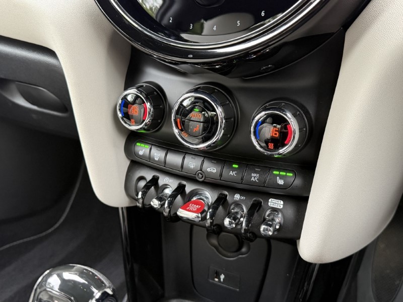 2023 (23) MINI HATCHBACK 1.5 Cooper Exclusive 3dr 5815891