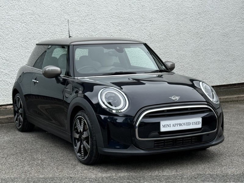 2023 (23) MINI HATCHBACK 1.5 Cooper Exclusive 3dr 5815913