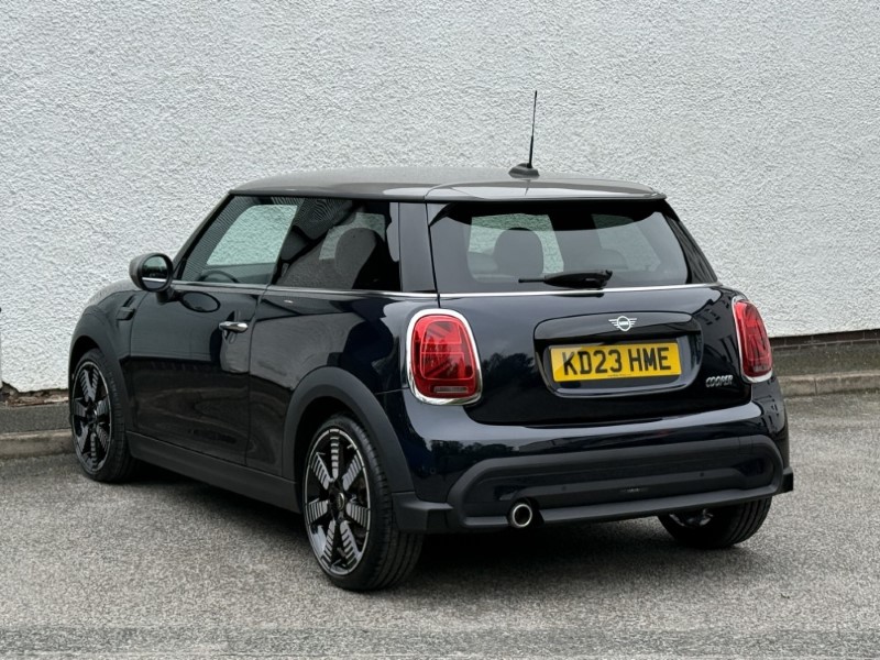2023 (23) MINI HATCHBACK 1.5 Cooper Exclusive 3dr 5815877